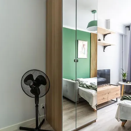 Golden - Cozy Studio Warsaw